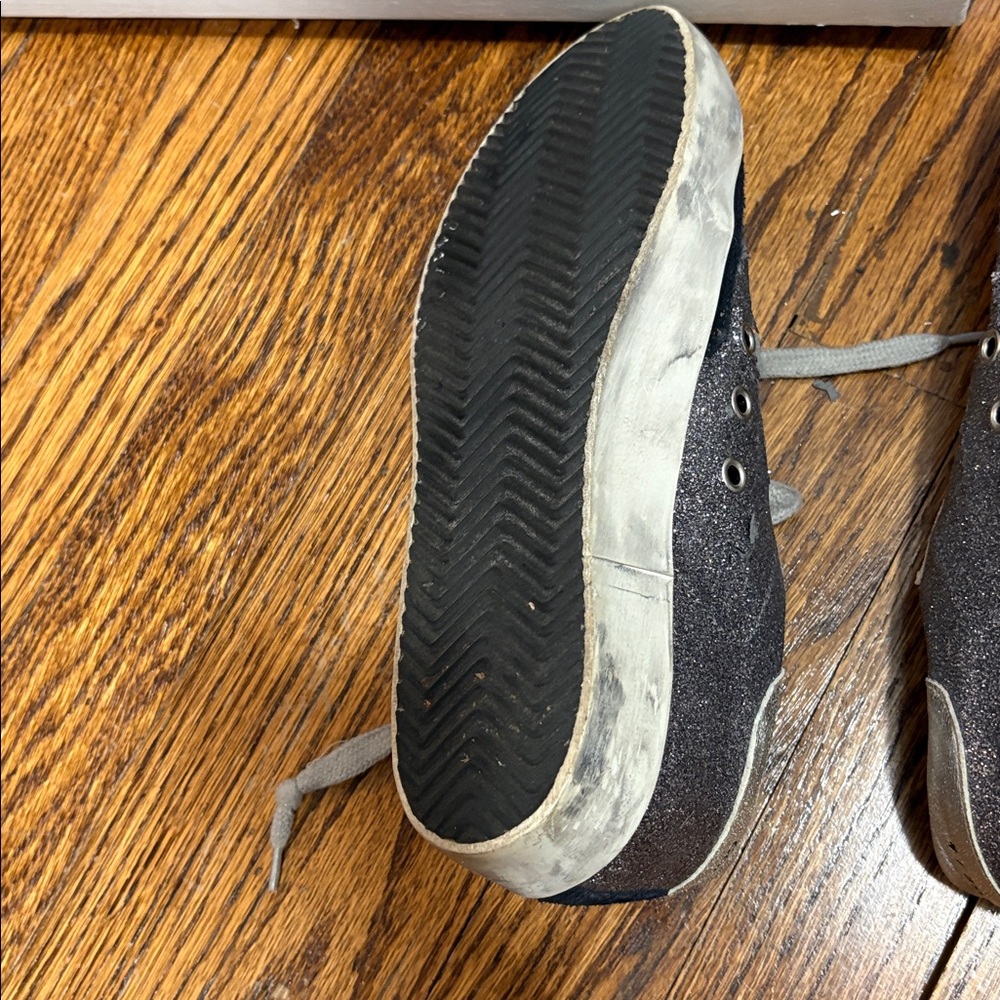Golden Goose Superstar Sneakers - Picture 9 of 10